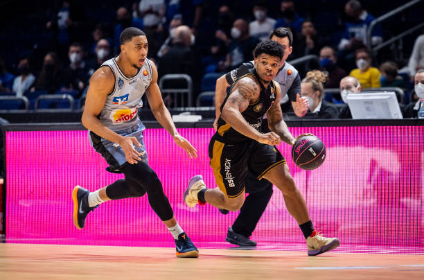 助于罗马在 助于罗马在