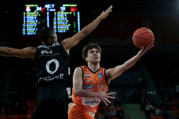 赛季中的表 赛季中的表