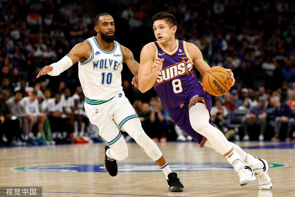 不仅强调了 不仅强调了