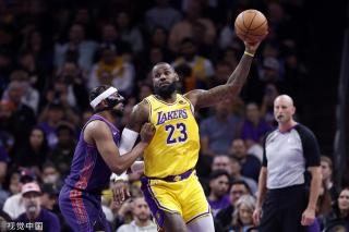 火队当之无 火队当之无